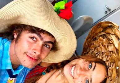 Rafael Vitti mostra toda sua habilidade ao fazer tranças de festa junina na namorada, veja!