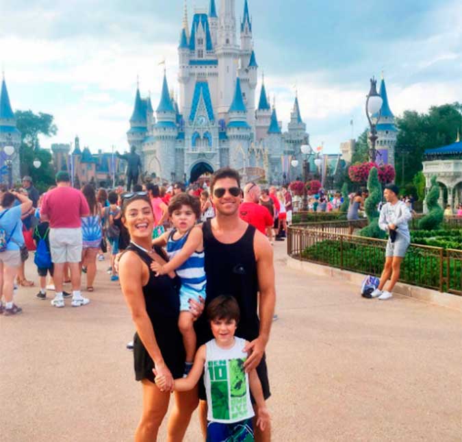 Juliana Paes leva família toda para a Disney, em <I>resort</I> de luxo!