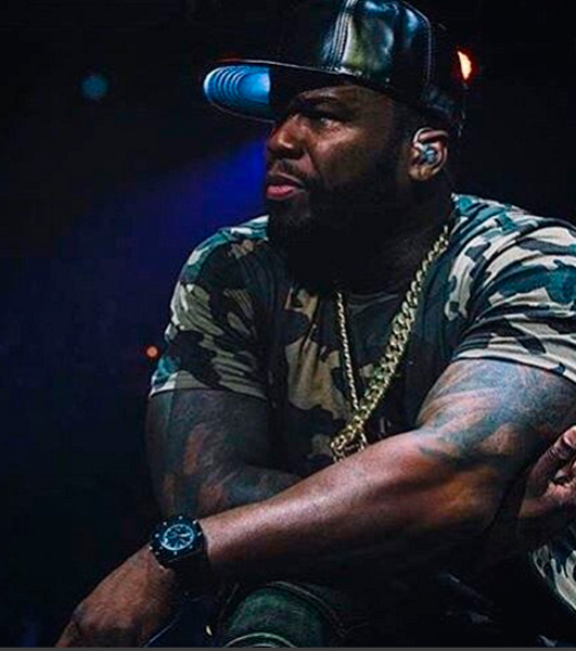 <i>Rapper 50 Cent</i> é preso por falar palavrão no palco, entenda!