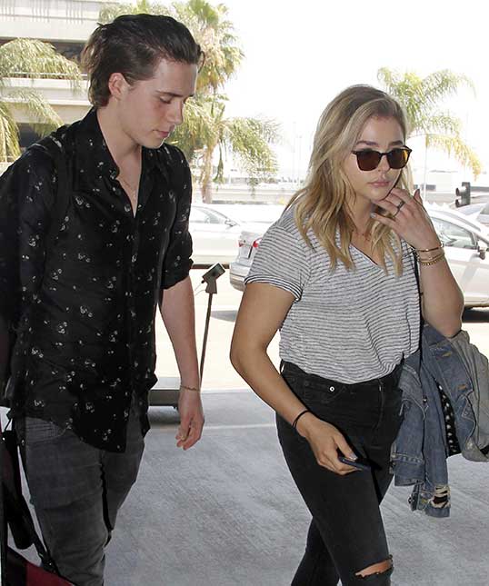 Brooklyn Beckham e Chloë Moretz viajam juntinhos!