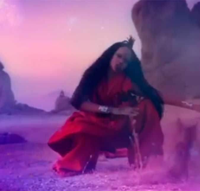 Rihanna aparece brilhando em trecho do <I>clipe</i> de <I>Sledgehammer</I>, assista!