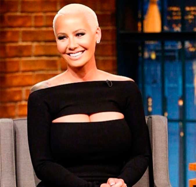 Amber Rose reage à clipe <i>Famous</i>, do Kayne West, no qual aparece nua