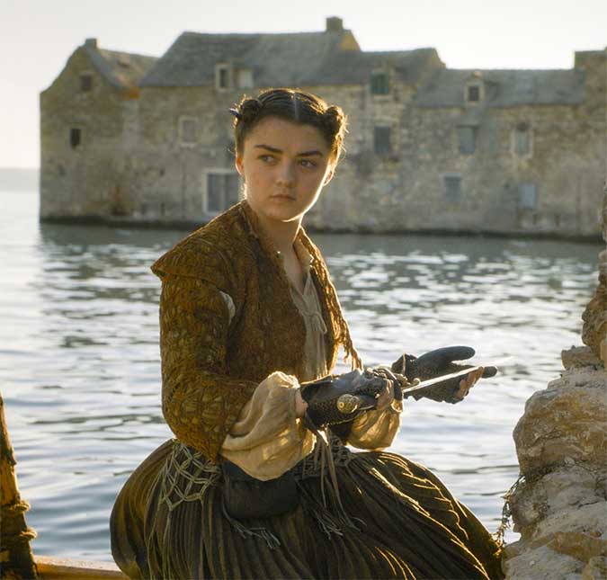 Maisie Williams opina sobre quais personagens Arya Stark deve matar em <i>Game of Thrones</i>