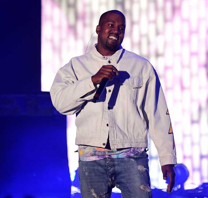 Kanye West gastou dois milhões e 495 mil reais para criar réplicas de famosos para o clipe de <i>Famous</i>