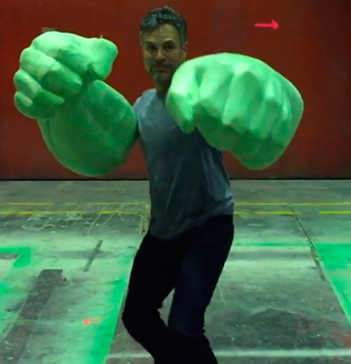Mark Ruffalo mostra que não é fácil ser verde no <i>set</i> de <i>Thor 3</i>, entenda!