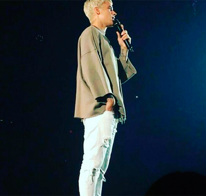 Justin Bieber é corrigido por fã no meio de <I>show</I> e se irrita com a atitude, confira!