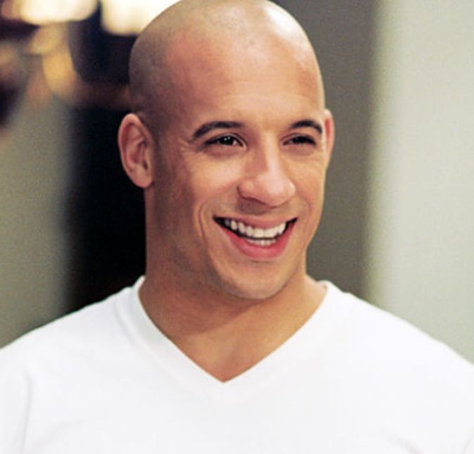 Vin Diesel pode até ser único para nós, mas ele tem um irmão gêmeo! Ele se chama Paul Vincent e trabalha como editor de cinema. Parece que a família Vincent é cheia de artistas! Vin Diesel pode até ser único para nós, mas ele tem um irmão gêmeo! Ele se chama Paul Vincent e trabalha como editor de cinema. Parece que a família Vincent é cheia de artistas!