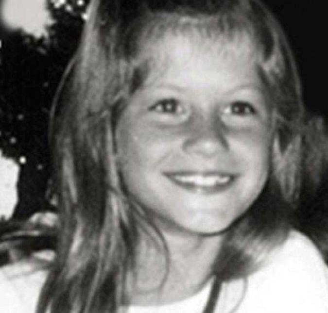 Gisele já ganhou inúmeros títulos como de a mais bonita, mais bem paga e por aí vai. Ela foi descoberta aos 14 anos de idade, em 1994, durante um desfile de debutantes logo após ter feito um curso de modelagem.