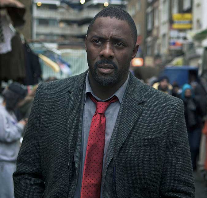 Idris Elba opina sobre especulações de que seria o próximo James Bond: <i>- Acho que estou velho demais para isso</i>