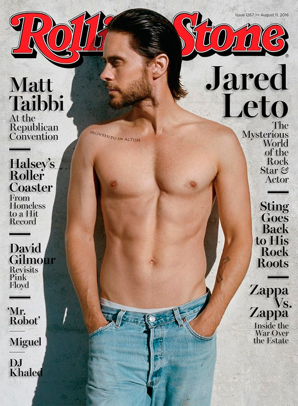 Estampando capa de revista, Jared Leto brinca sobre paternidade: <I>Alguém sempre pode vir em seu show e te fazer uma surpresa</i>