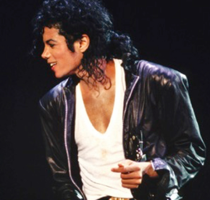 Michael Jackson teria desavenças com diversos artistas e não gostava de ser comparado a Prince, diz <I>site</I>