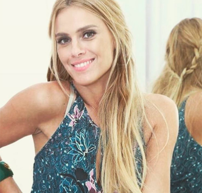 Carolina Dieckmann relembra cena de <i>Laços de Família</i> e fala sobre raspar a cabeça novamente: -<i>Eu sonho com isso</i>