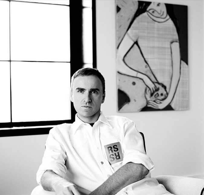 Raf Simons assume cargo de diretor criativo na <i>Calvin Klein</i>, saiba mais!