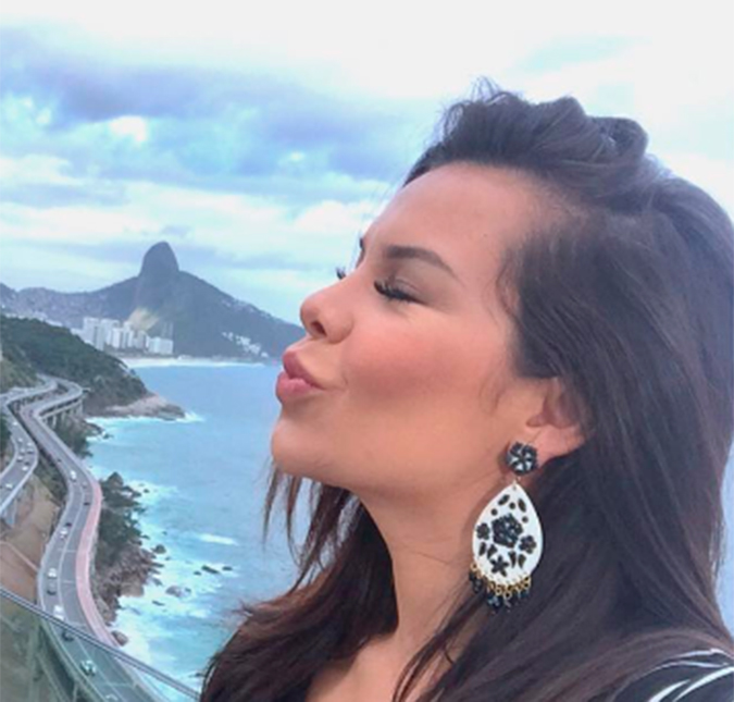 Fernanda Souza revela como foi seu primeiro beijo!