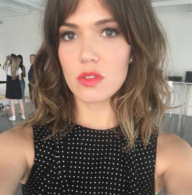 Após divórcio, Mandy Moore dispara: <i>- Estou fantástica! Mas é difícil, a vida não é fácil</i>