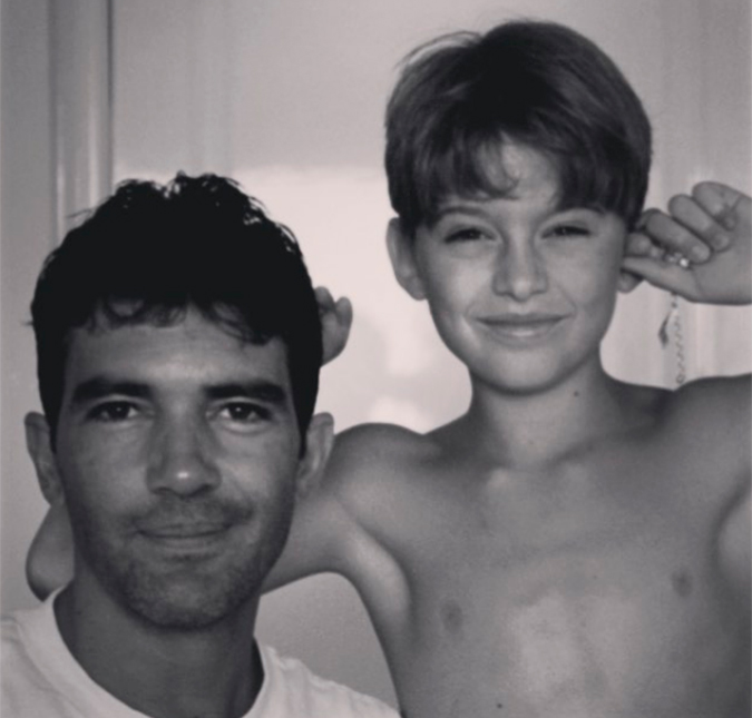Melanie Griffith posta foto antiga do filho e do ex-marido, Antonio Banderas