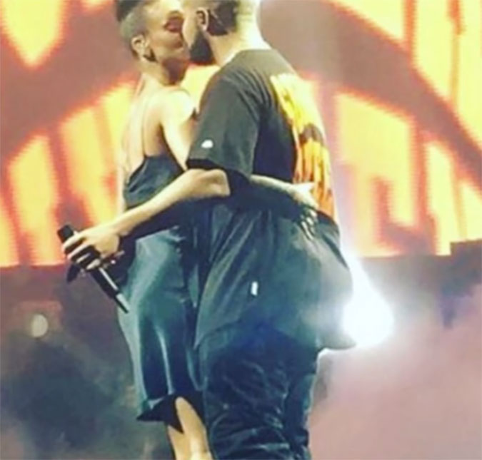 Rihanna e Drake se beijam no palco, assista!