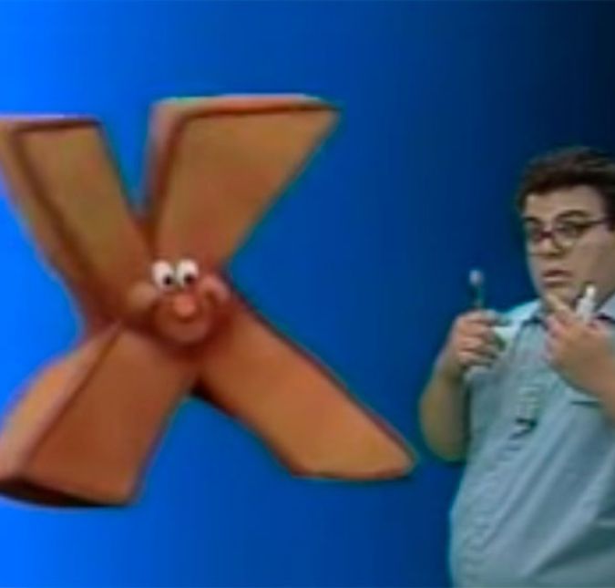 X-Tudo também foi um programa de televisão infantil exibido originalmente pela TV Cultura a partir de 1992 e produzido pelo SESI. Seu formato se prestava a transmitir informações de uma maneira clara e rápida, colaborando para a boa qualidade dos programas destinados ao público infantil da emissora neste período. Sua primeira edição contava com a apresentação do ator Gerson de Abreu e do boneco X, que abordavam assuntos cotidianos e curiosidades em geral. Havia também um quadro de curiosidades cientificas e um outro quadro de sugestões de leitura. Com o decorrer do tempo, o programa teve seu elenco alterado e a entrevistadora mirim Fernanda Souza fez parte do elenco por um tempo também. Quem lembra?