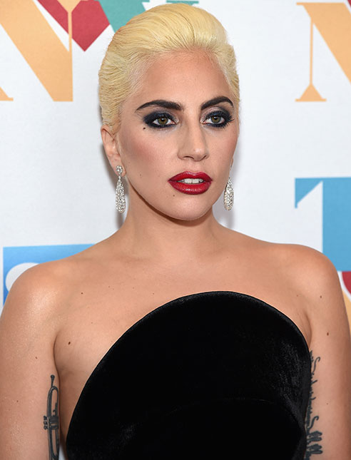 Lady Gaga regravará música de Amy Winehouse, saiba mais!