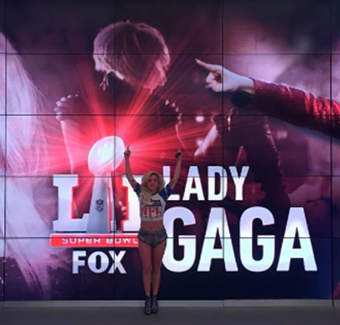 É divulgado o primeiro vídeo promocional do <i>Super Bowl</i> com Lady Gaga, vem ver!
