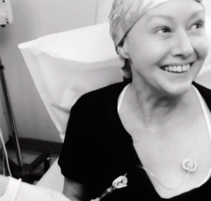 Shannen Doherty posta vídeo de procedimento médico durante luta contra câncer, assista!