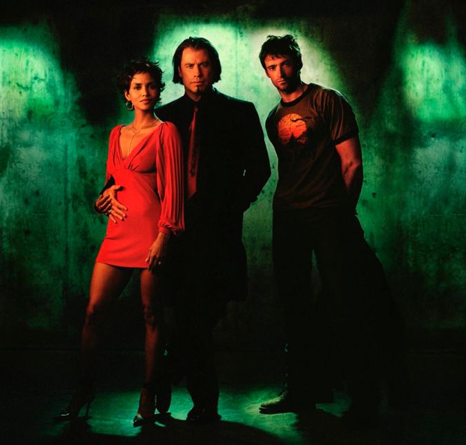 Em 2001, Jackman participou do filme A Senha: Swordfish ao lado de Halle Berry e John Travolta. O ator interpreta Stanley, um hacker bastante conhecido e inteligentíssimo que foi escalado para transferir uma grande quantia em dinheiro de modo ilegal sem ser pego pela polícia. A história do longa é bem intensa e mistura ação, mistério e suspense.