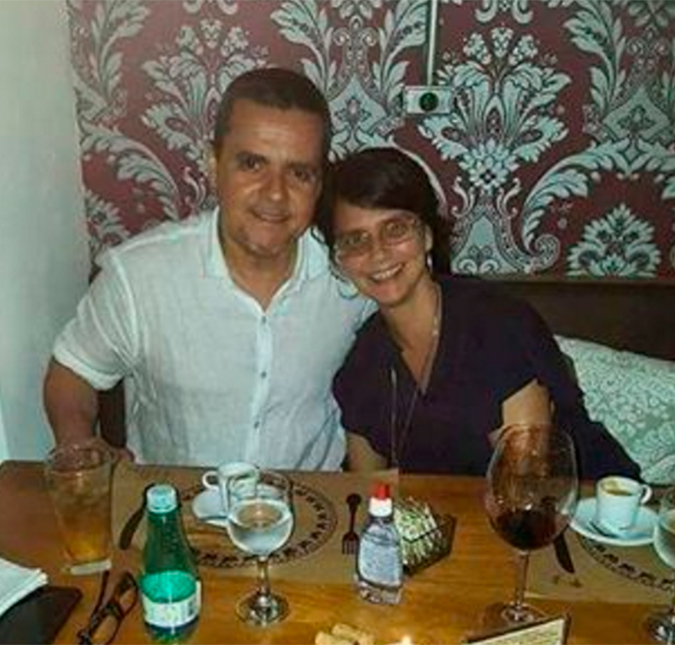 Em raríssima aparição, Lídia Brondi é flagrada em restaurante com o marido, Cássio Gabus Mendes
