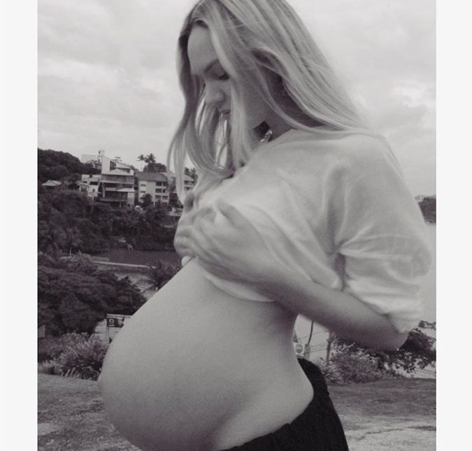Candice Swanepoel compartilha relato de seu parto humanizado, confira!