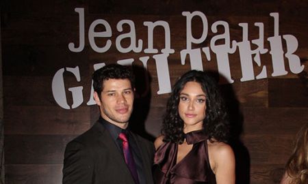 Débora Nascimento e José Loreto marcam presença em festa do <i>designer</i> Jean Paul Gaultier, veja fotos!