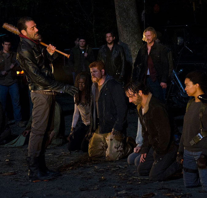Episódio de estréia da sétima temporada de <i>The Walking Dead</i> foi o mais pirateado da série!