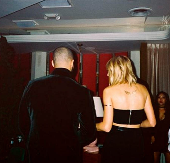 Drake publica foto ao lado de Taylor Swift e fãs comentam sobre suposto romance
