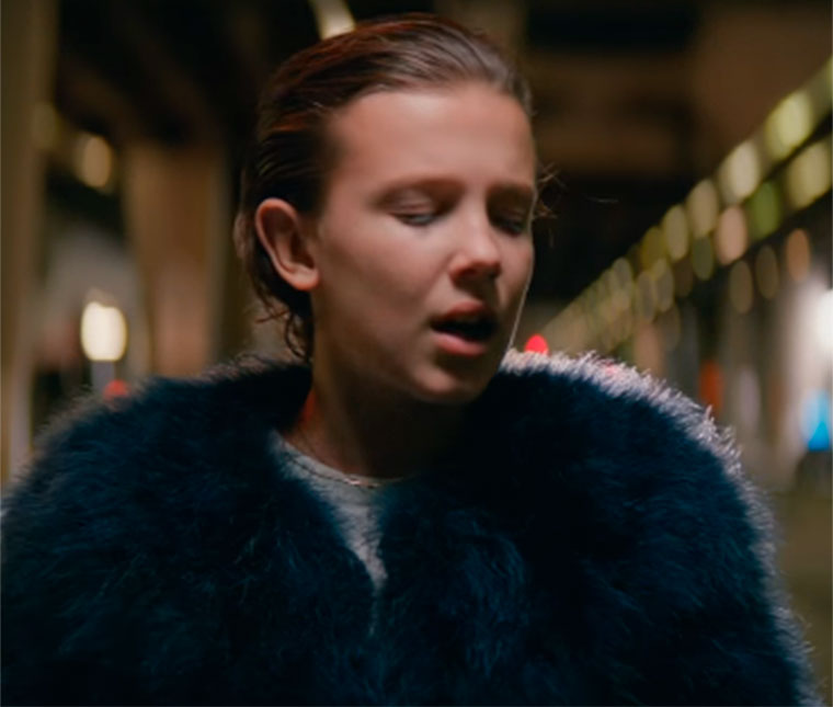 Atriz mirim de <i>Stranger Things</i> estrela novo clipe de cantora britânica, vem ver!