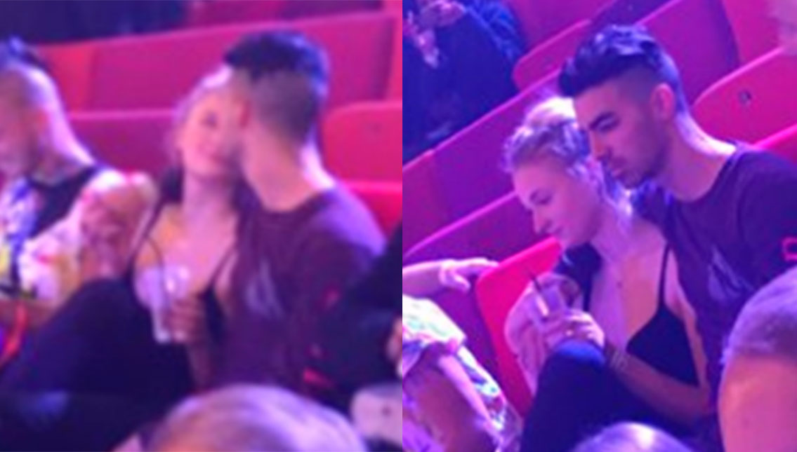 Joe Jonas é clicado durante premiação em clima de romance com atriz de <i>Game Of Thrones</i>