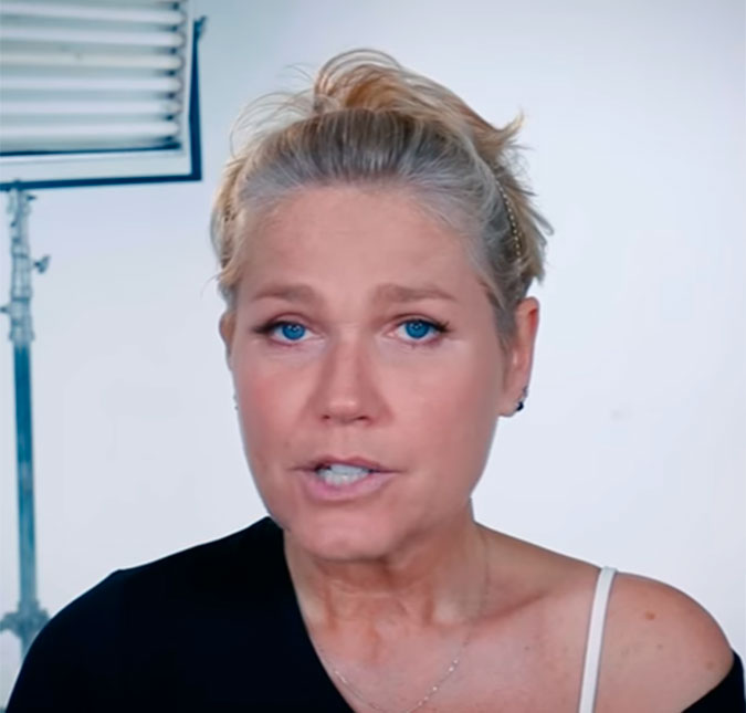 Xuxa Meneghel exibe intimidade na <i>web</i> e dá dica de beleza: passar mamão no rosto, assista!