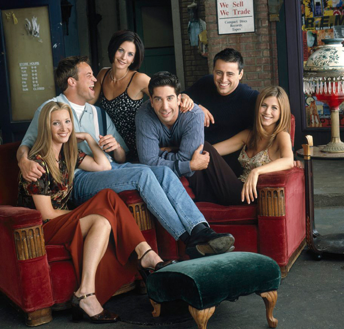 Jennifer Aniston revela que o elenco de <I>Friends</I> nunca gostou da abertura da série!