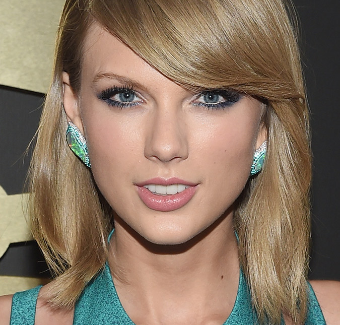 David Mueller, <I>DJ</I> acusado de assediar Taylor Swift, assume que encostou na cantora