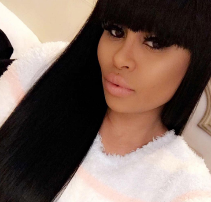 Após ser exposta por traição, Blac Chyna afirma que Rob Kardashian bateu nela