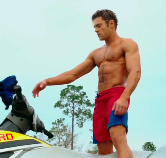 Zac Efron exibe o tanquinho em <I>teaser</I> de <I>Baywatch</I>, confira!