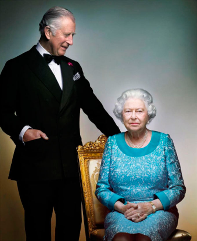 Príncipe Charles e Rainha Elizabeth II encantam em nova foto oficial da família real britânica