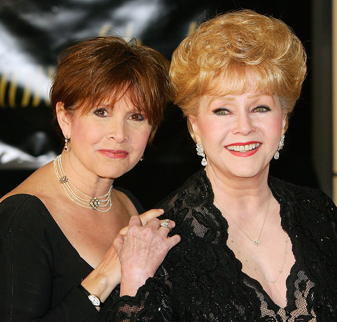 Carrie Fisher e Debbie Reynolds terão funeral em conjunto, diz <I>site</I>