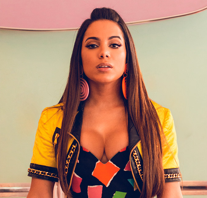 Anitta confessa que fora que levou do <i>crush</i> era uma ação de <i>marketing</i>