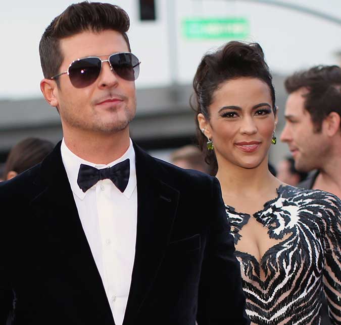 Cantor Robin Thicke é investigado por abuso contra o filho, diz <i>site</i>