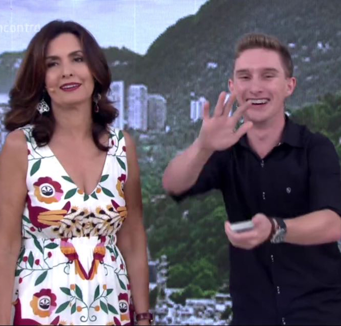 Fátima Bernardes leva cantada ao vivo de mágico no <I>Encontro</i>