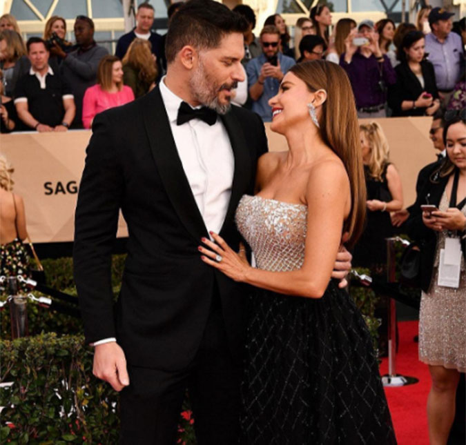 Sofia Vergara fala de aniversário de Joe Manganiello e brinca: <i>- Eu amo que ele esteja ficando velho!</i>