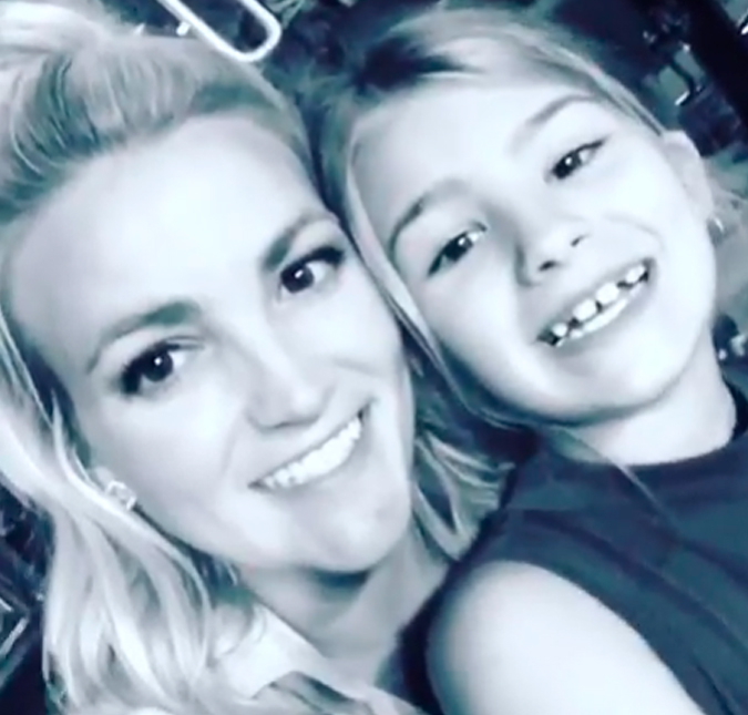 Britney Spears se pronuncia pela primeira vez após internação de sobrinha em estado grave