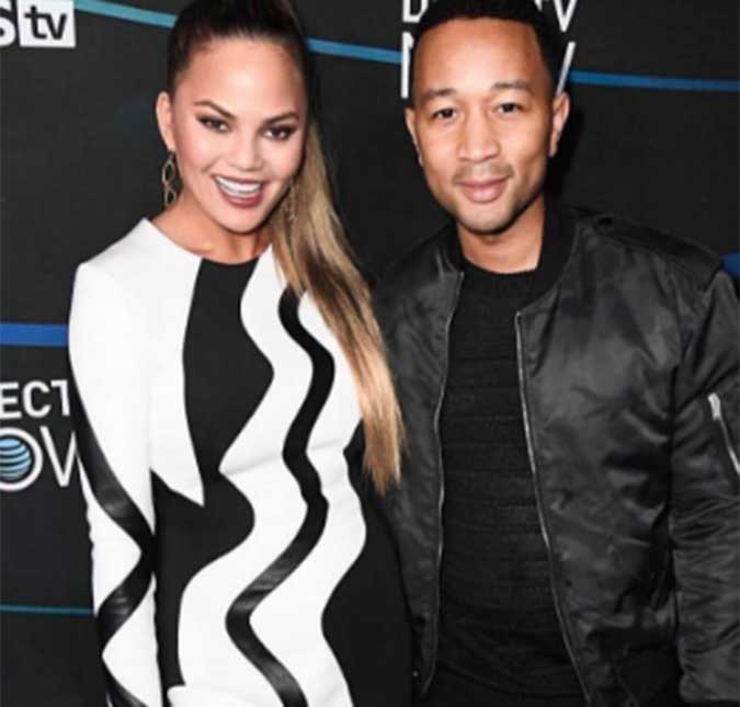 Chrissy Teigen sofre acidente de carro, diz <i>site</i>