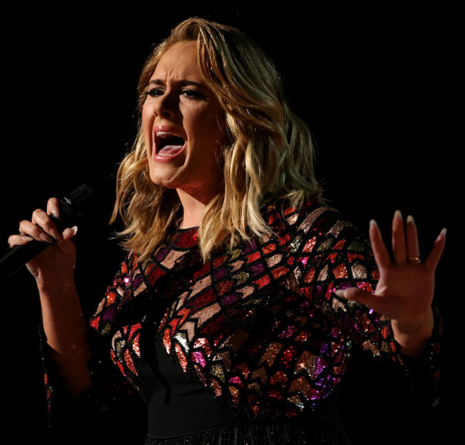 Adele fez a rapa e levou os principais prêmios, confira a lista com os vencedores do <i>Grammy</i>