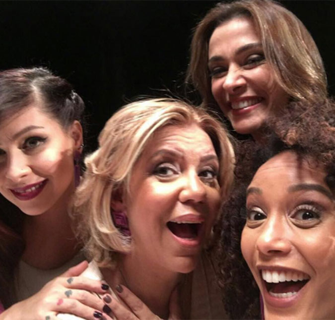 Taís Araujo posta foto do quarteto de <i>Saia Justa</i> e escreve: <i>Vem quente, porque nós quatro estamos fervendo!</i>