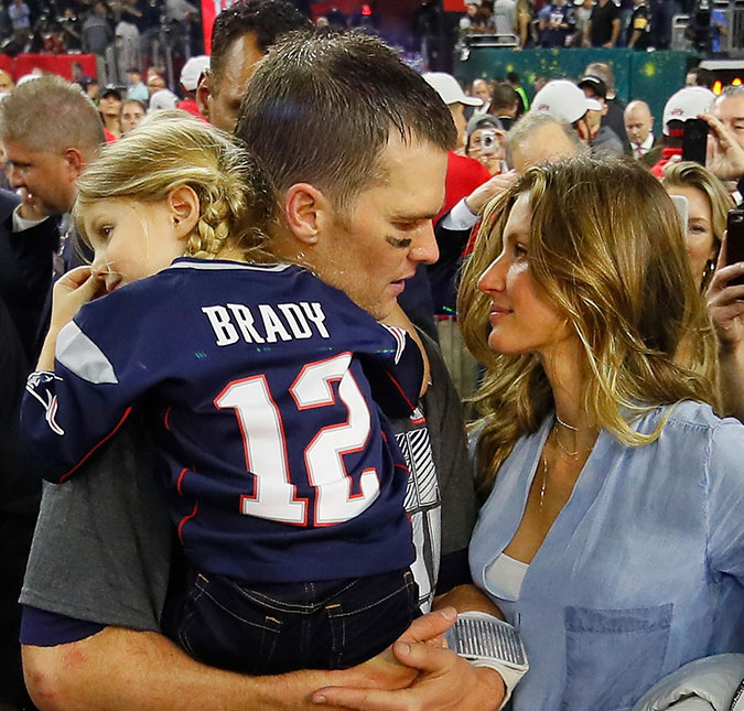 Camisa de Tom Brady usada no <i>Super Bowl</i> é roubada e polícia estima que a peça valha um milhão e 500 mil reais!