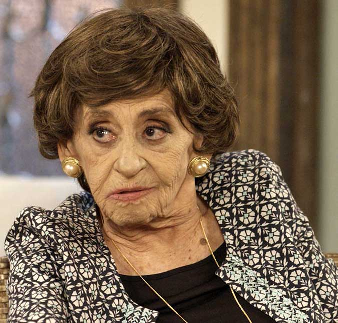 Aos 89 anos de idade, Laura Cardoso comemora ainda estar atuando